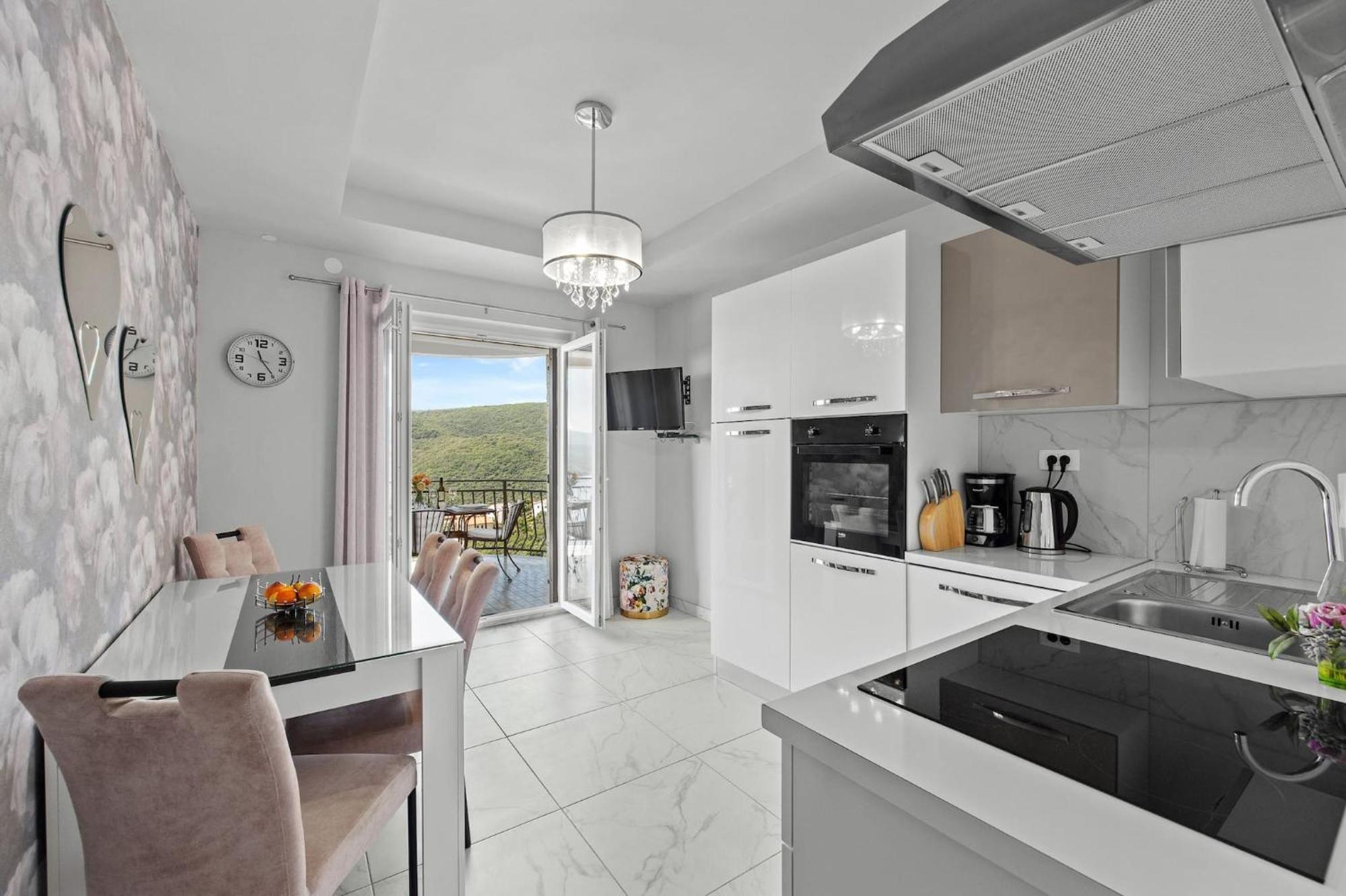 Apartments Lady M 라벡 외부 사진